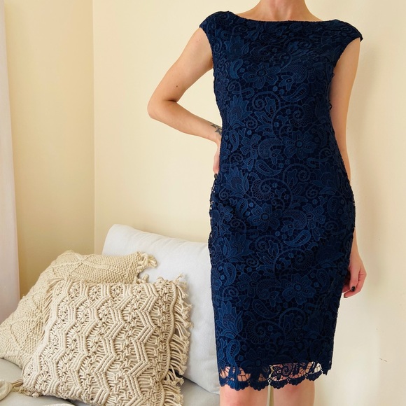 Lauren Ralph Lauren Dresses & Skirts - NWT Lighthouse Navy Lace Cap-Sleeve Midi Dress